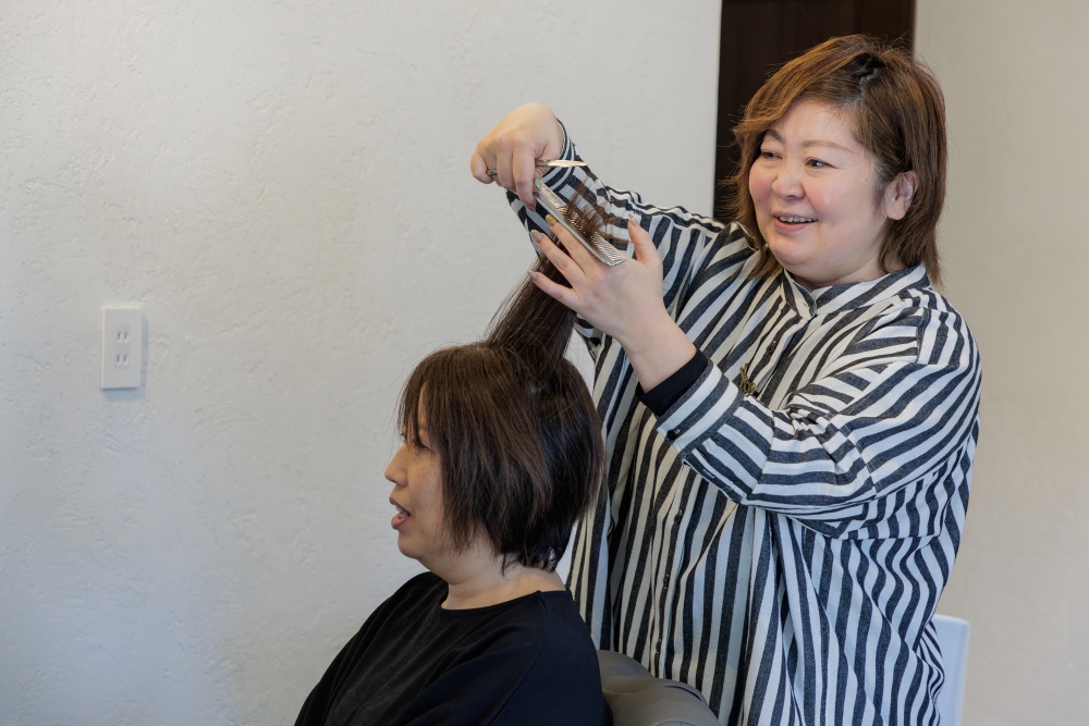 富士吉田市下吉田美容室・美容院｜ViVACE（ヴィヴァーチェ）